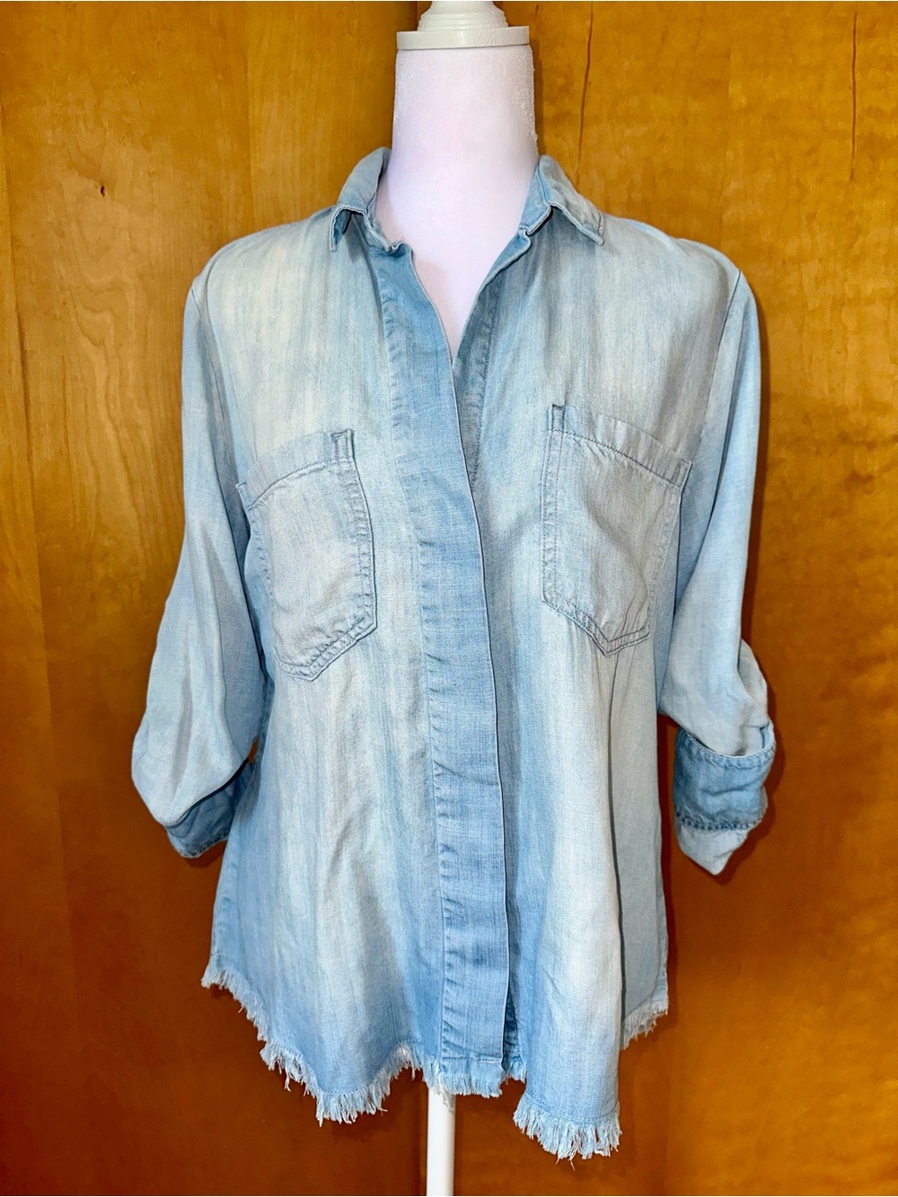 cloth & stone Light Blue Chambray Top